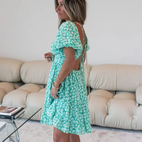 Vici Pushing Daisies Puff Sleeve‎ Mini Dress Size M - Picture 3 of 7